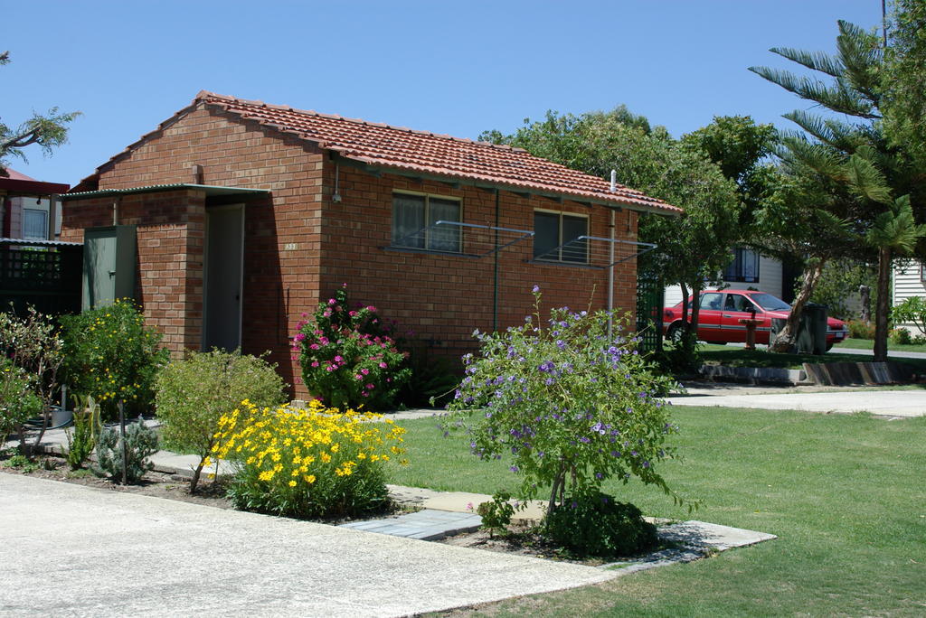 Acclaim Kingsway Tourist Park Ξενοδοχείο Madeley Εξωτερικό φωτογραφία