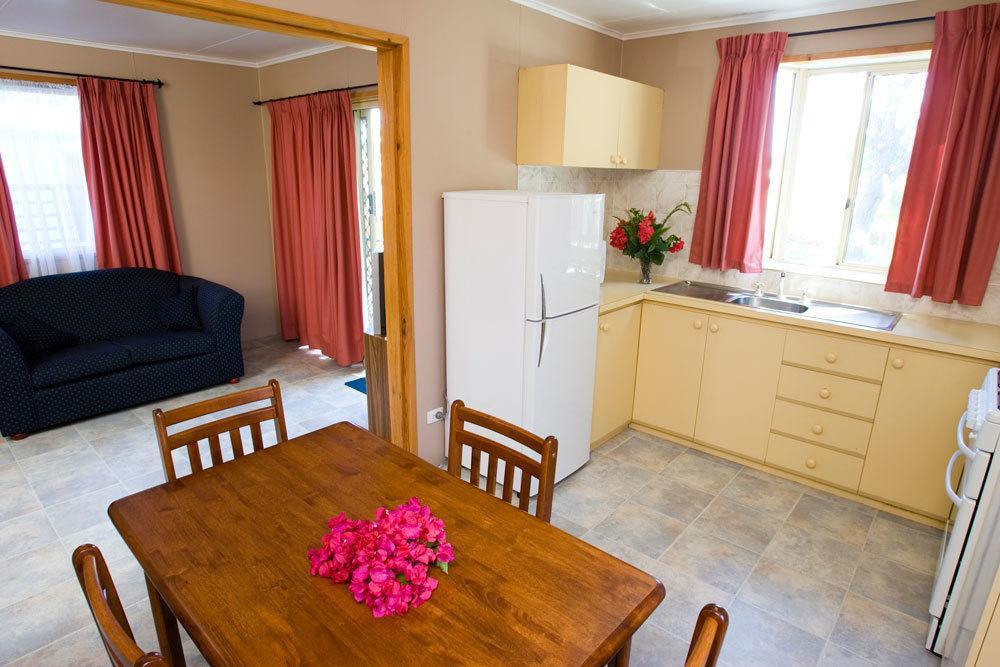Acclaim Kingsway Tourist Park Ξενοδοχείο Madeley Εξωτερικό φωτογραφία