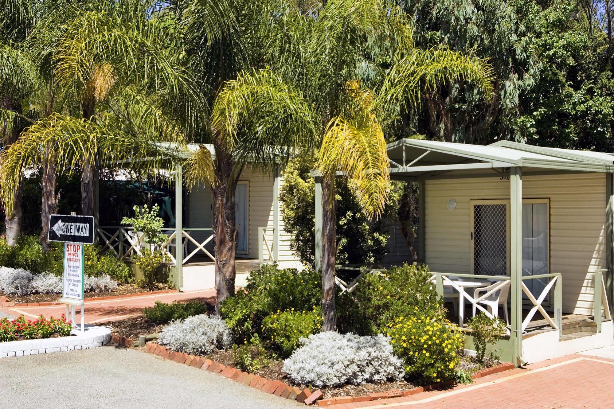 Acclaim Kingsway Tourist Park Ξενοδοχείο Madeley Εξωτερικό φωτογραφία